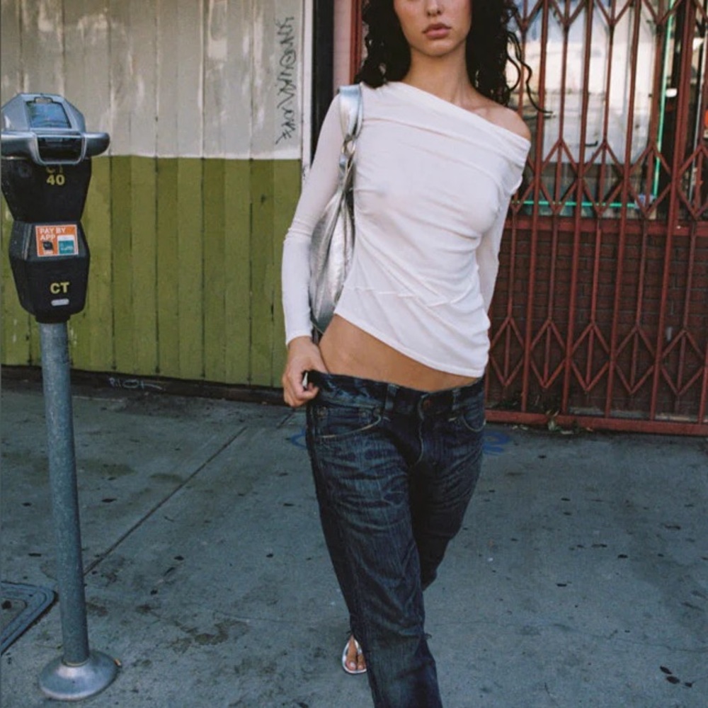 Geel Off-Shoulder Top